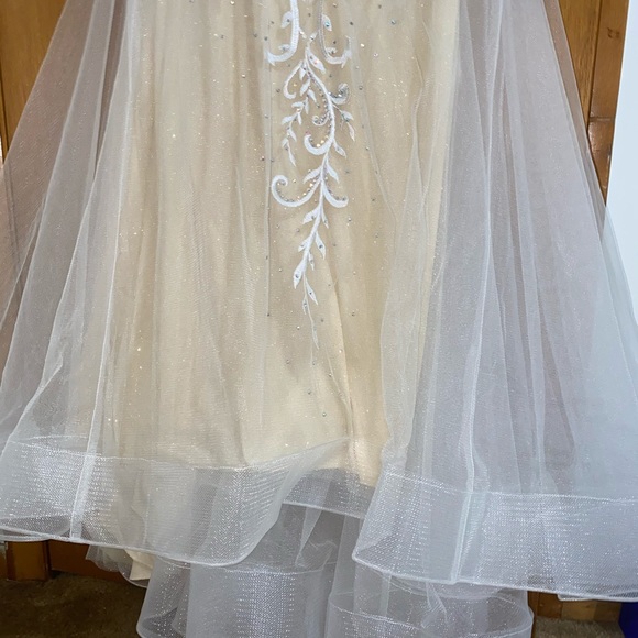 Prom dress - Picture 7 of 13